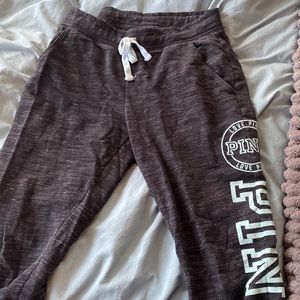 Victoria “pink” joggers